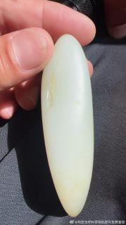 新疆和田玉籽料原石.新料子,光白籽,118克,白度脂白
