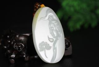 和田玉挂件观音 44.320克 【朗诺维奇】